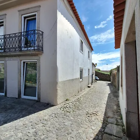 Casas Sebastiao - Tourist House *