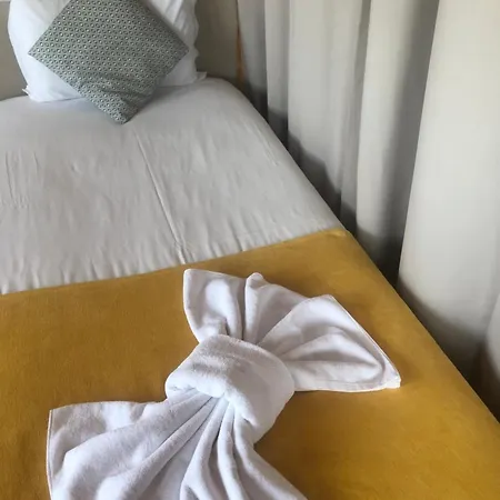 דירה Casas Sebastiao - Tourist House קמיניה